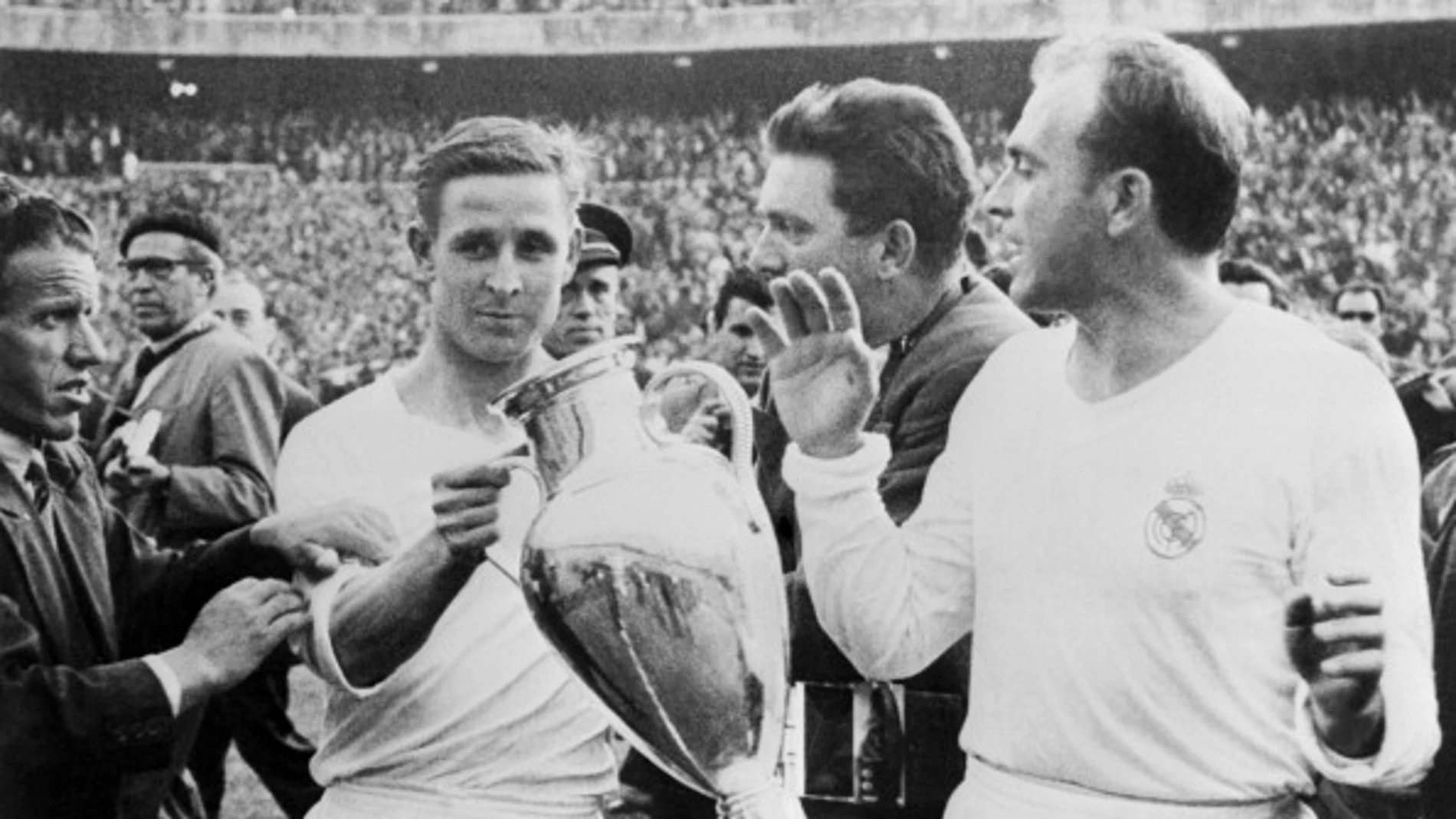 Kopa, junto a Di Stéfano en el Bernabéu en 1957 Kopa, junto a Di Stéfano en el Bernabéu en 1957