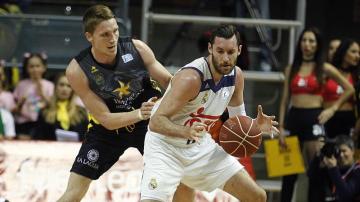 Rudy bota el balón en el partido ante el Iberostar Tenerife