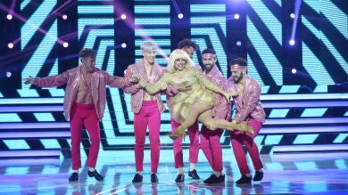 Yolanda Ramos manifiesta la locura de Raffaella Carrá con un particular italiano
