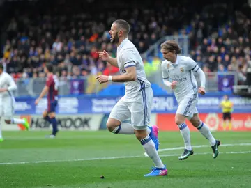 Benzema celebra un gol Benzema celebra un gol