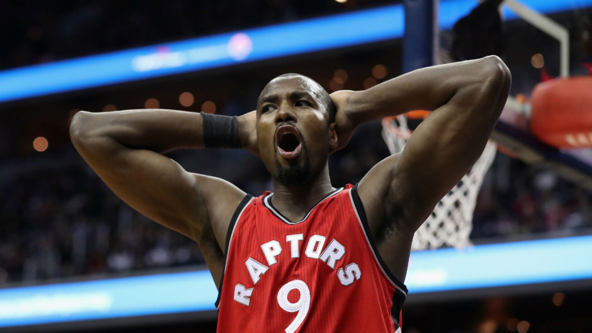 Serge Ibaka, con los Raptors