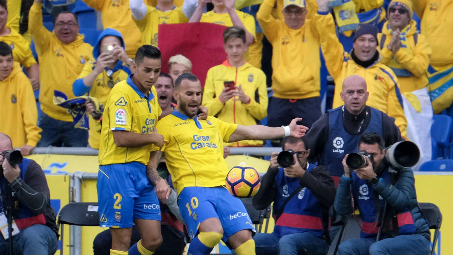 Jesé celebra un gol con Las Palmas Jesé celebra un gol con Las Palmas