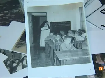 Frame 61.625555 de: monjas Frame 61.625555 de: monjas