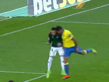 Fuerte choque entre David Simón y Berenguer Fuerte choque entre David Simón y Berenguer