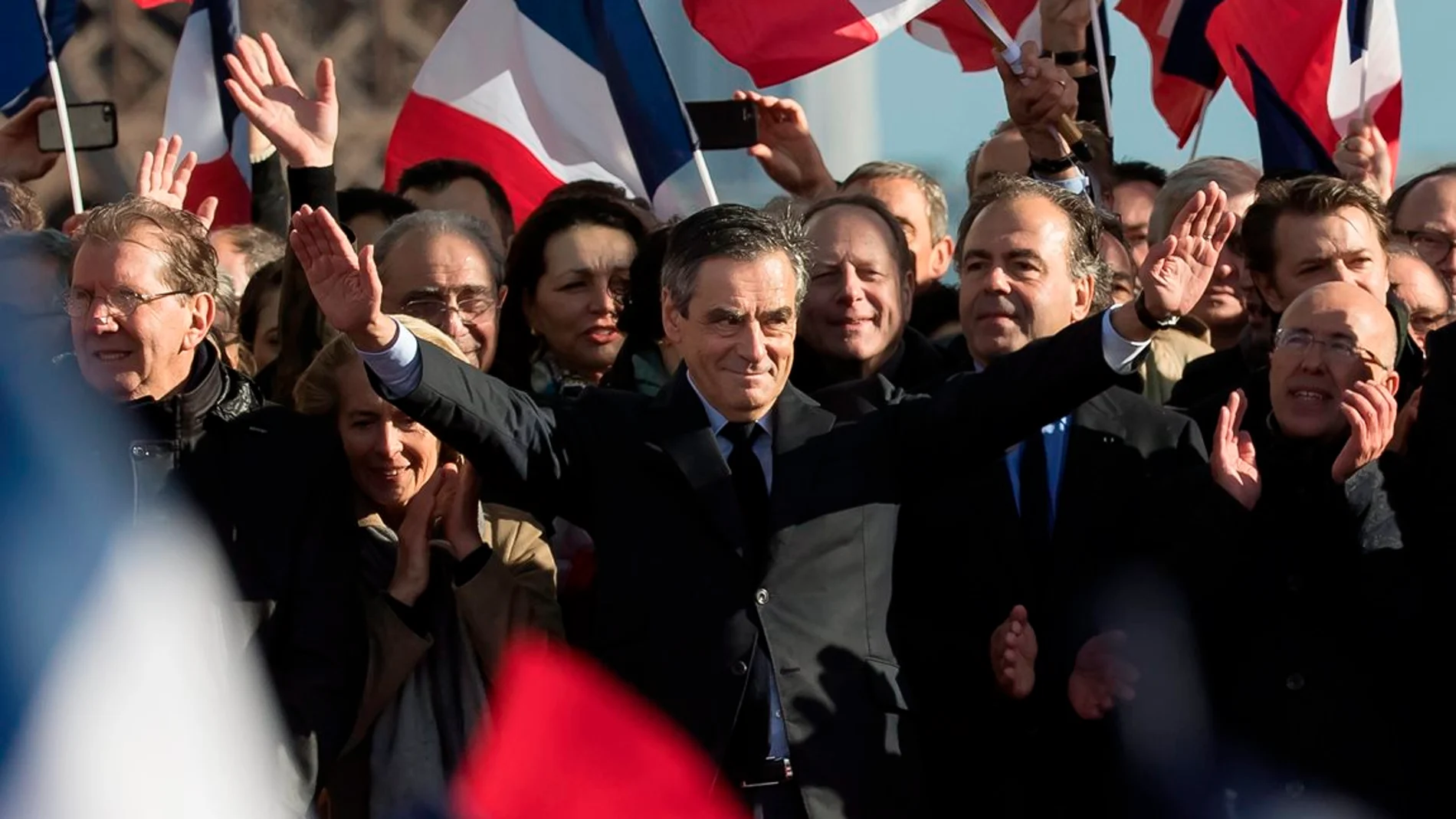Fillon en un acto en París Fillon en un acto en París
