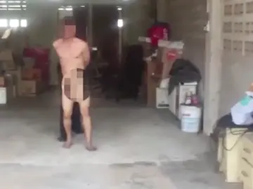 La policía detiene a un hombre por mantener relaciones sexuales con la vaca de un vecino La policía detiene a un hombre por mantener relaciones sexuales con la vaca de un vecino