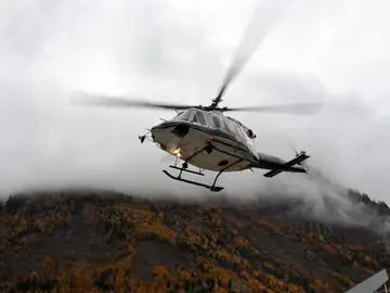 Un helicóptero de rescate en el Valle de Aosta Un helicóptero de rescate en el Valle de Aosta