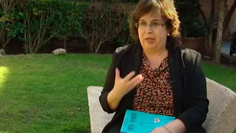 Olvido Macías, autora de 'Vidas Unidas' Olvido Macías, autora de 'Vidas Unidas'