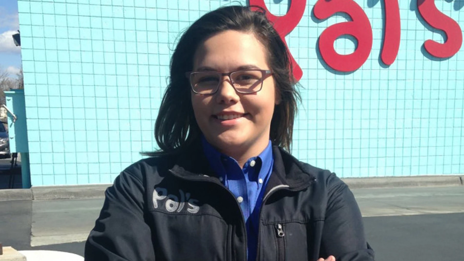 Kaela Eads salva la vida de un bebé tras aplicarle las técnicas de reanimación cardiopulmonar Kaela Eads salva la vida de un bebé tras aplicarle las técnicas de reanimación cardiopulmonar