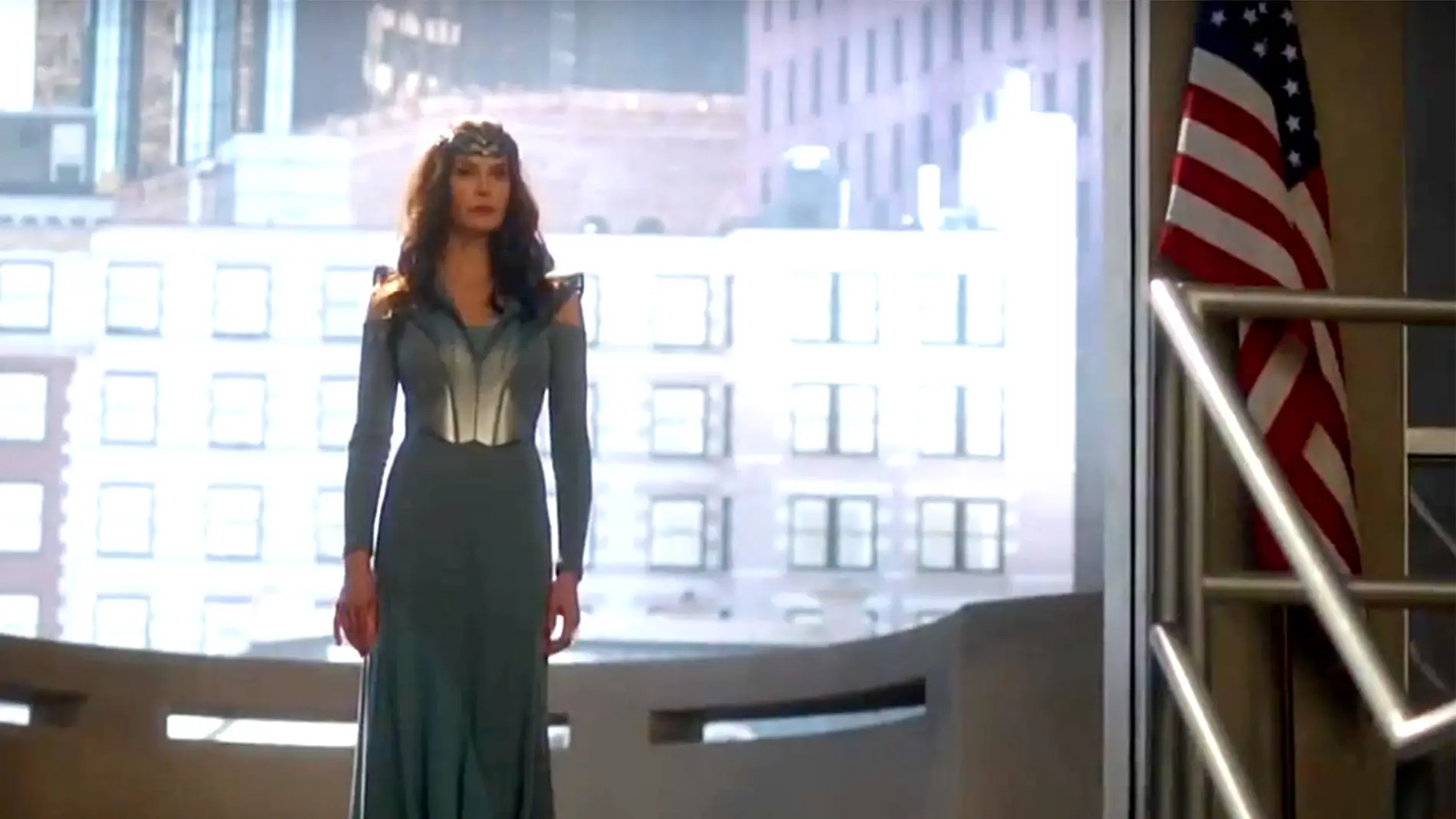 Primera aparición de Teri Hatcher en 'Supergirl'