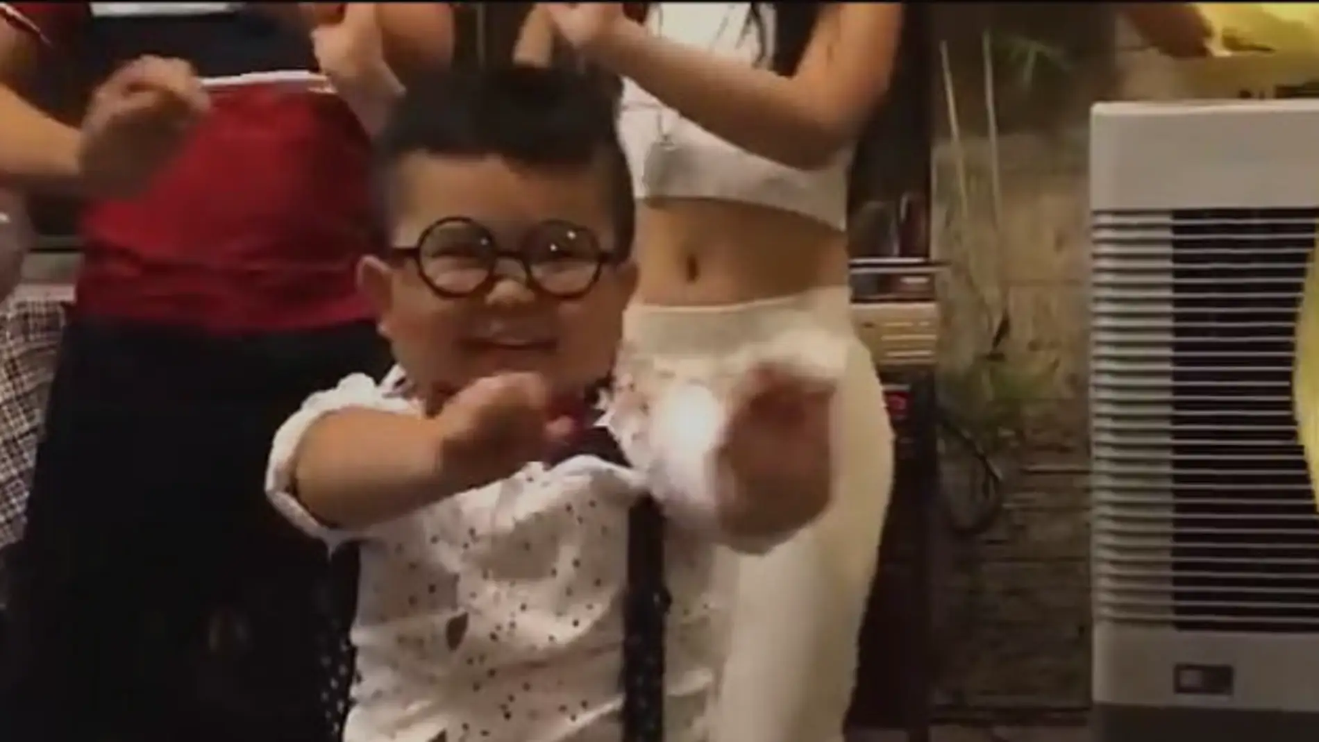 El niño bailando 'Despacito' que se ha vuelto viral