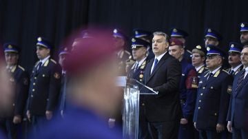 Viktor Orbán, el primer ministro húngaro, durante el discurso en la ceremonia de graduación de nuevos agentes de las Fuerzas Fronterizas en Budapest (Hungría)