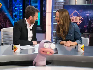¿Es Mónica Naranjo una persona completamente normal? ¿Es Mónica Naranjo una persona completamente normal?