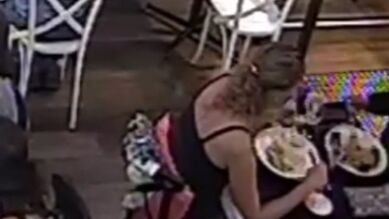 Un restaurante denuncia que una mujer puso un pelo en su plato para no pagar la cuenta 
