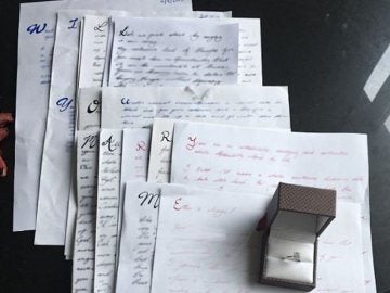 Las cartas que Timothy envió a su actual mujer Candice Catherine para pedirle matrimonio