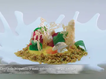 Crema de boquerón y maíz sobre tierra de pistachos Crema de boquerón y maíz sobre tierra de pistachos