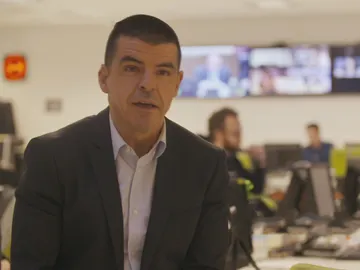 ¿Cuánto de real es el trabajo de Lara y Rodrigo como periodistas? ¿Cuánto de real es el trabajo de Lara y Rodrigo como periodistas?