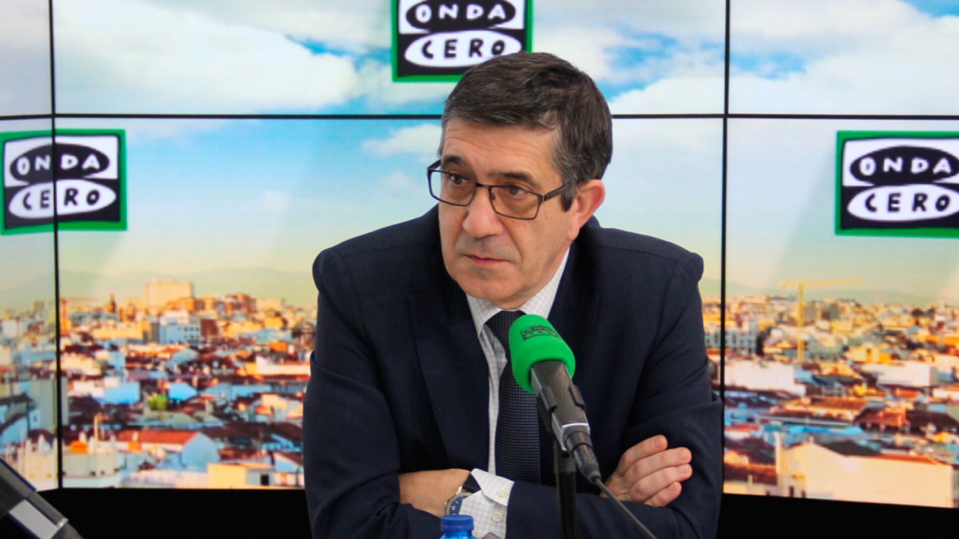 Patxi L&oacute;pez durante una entrevista en Onda Cero