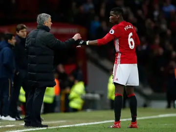 Mourinho y Pogba, en un partido del Manchester United Mourinho y Pogba, en un partido del Manchester United