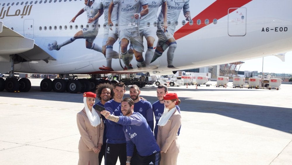 El Real Madrid presenta el A380 de Emirates, el nuevo avión madridista
