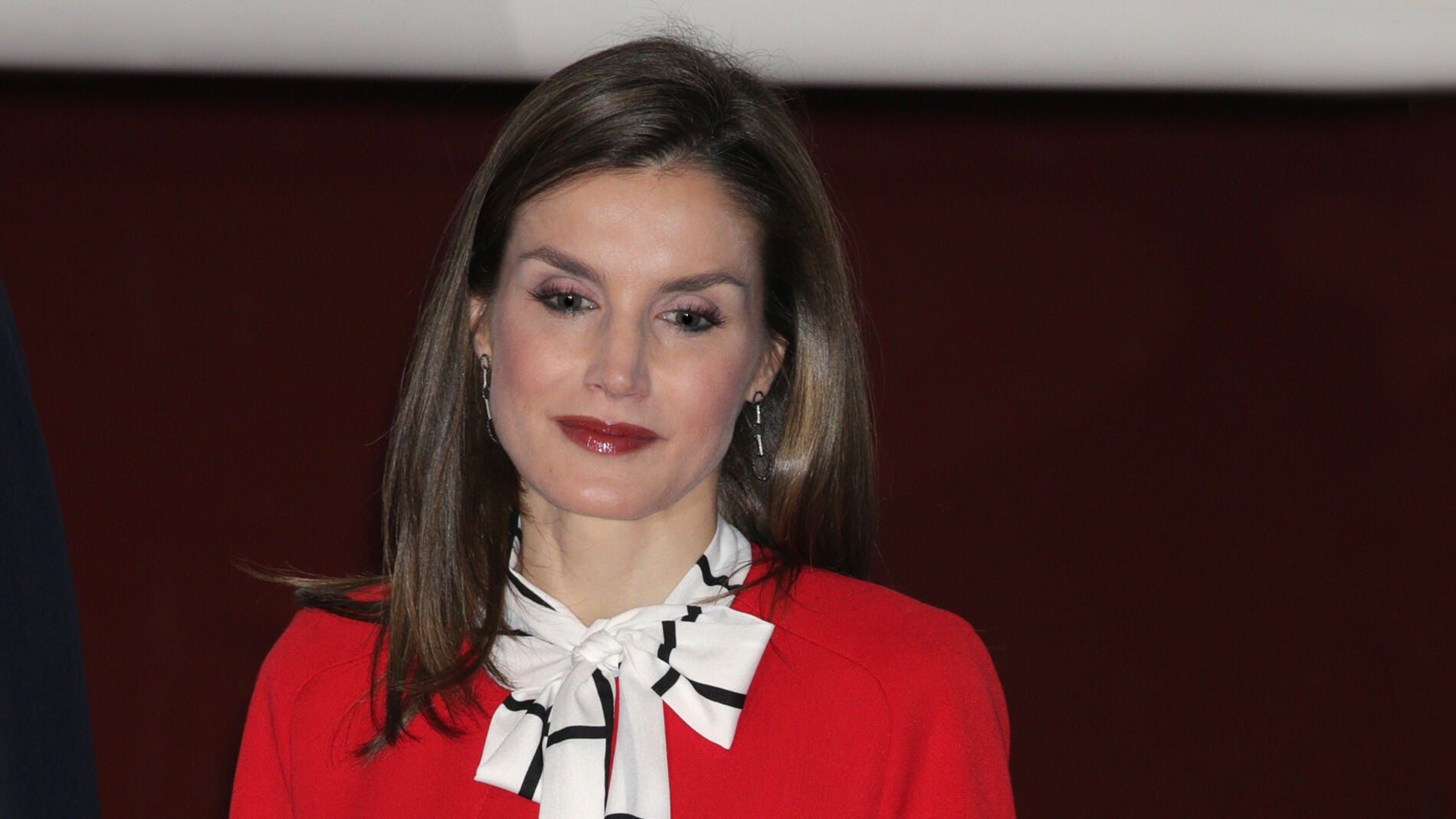 El Abrigo De Zara De La Reina Letizia Del Que Todo El Mundo Habla