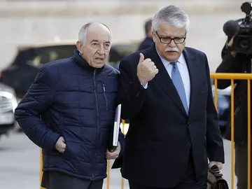 Miguel Ángel Fernández Ordóñez a su llegada a la Audiencia Nacional Miguel Ángel Fernández Ordóñez a su llegada a la Audiencia Nacional