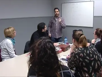 Frame 13.688532 de: Las palabras imposibles para los extranjeros Frame 13.688532 de: Las palabras imposibles para los extranjeros