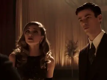Frame 5.965165 de: 'The Flash' y 'Supergirl' juntos en el tráiler del crossover musical Frame 5.965165 de: 'The Flash' y 'Supergirl' juntos en el tráiler del crossover musical