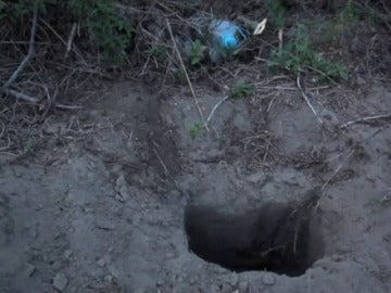 Frame 6.852238 de: Encuentran más de 250 cráneos humanos enterrados en el estado mexicano de Veracruz