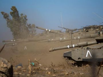 Tanques israelíes patrullan los Altos del Golán