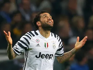 Dani Alves, con la Juventus Dani Alves, con la Juventus