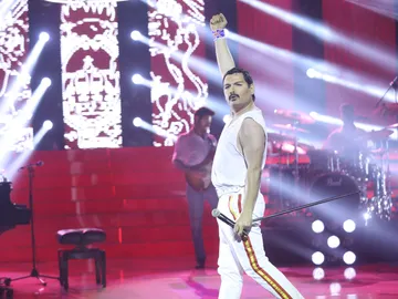 Tolo Sanders realiza una motivadora actuación como Freddie Mercury en ‘We are the champions’ Tolo Sanders realiza una motivadora actuación como Freddie Mercury en ‘We are the champions’