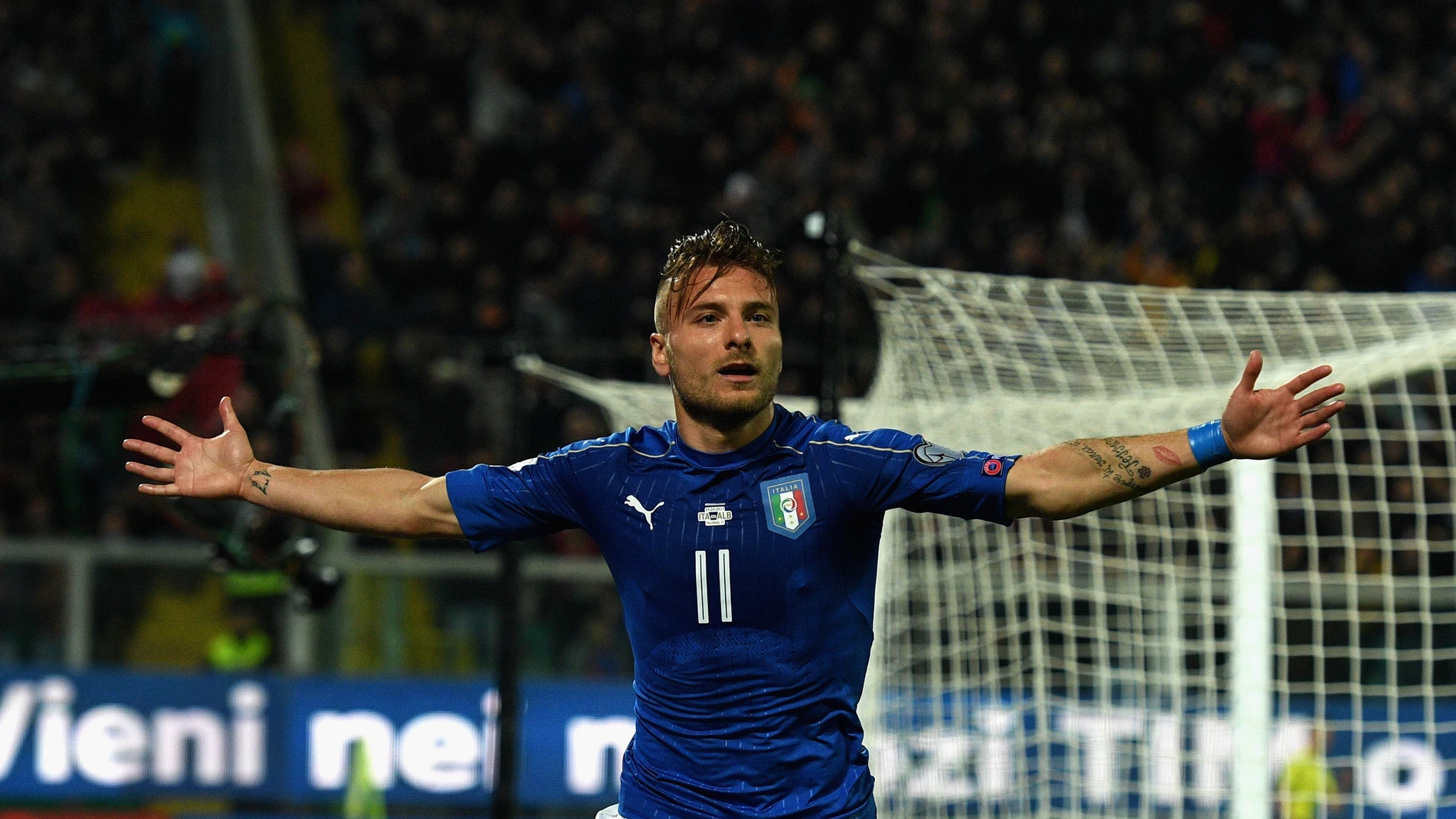 Ciro Immobile celebra un gol con Italia Ciro Immobile celebra un gol con Italia