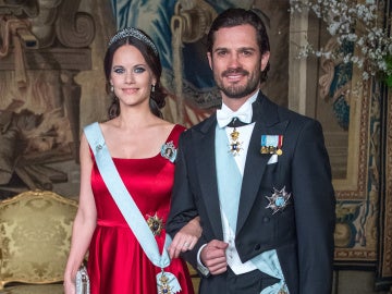 Carlos Felipe y Sofia de Suecia reaparecen tras anunciar que son padres Carlos Felipe y Sofia de Suecia reaparecen tras anunciar que son padres