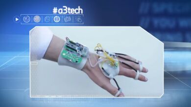 Numerosos dispositivos mejoran la experiencia inmersiva a través de la vista, el oído y el tacto