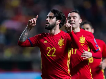 Isco celebra su gol con la selección española de fútbol Isco celebra su gol con la selección española de fútbol