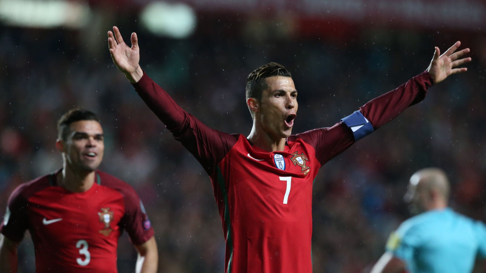 Cristiano y Griezmann lideran las victorias de Portugal y Francia; Bélgica aplasta a Gibraltar