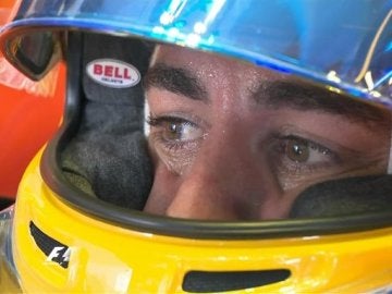Fernando Alonso, dentro del cockpit