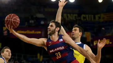 Perperoglou, con la bola Perperoglou, con la bola