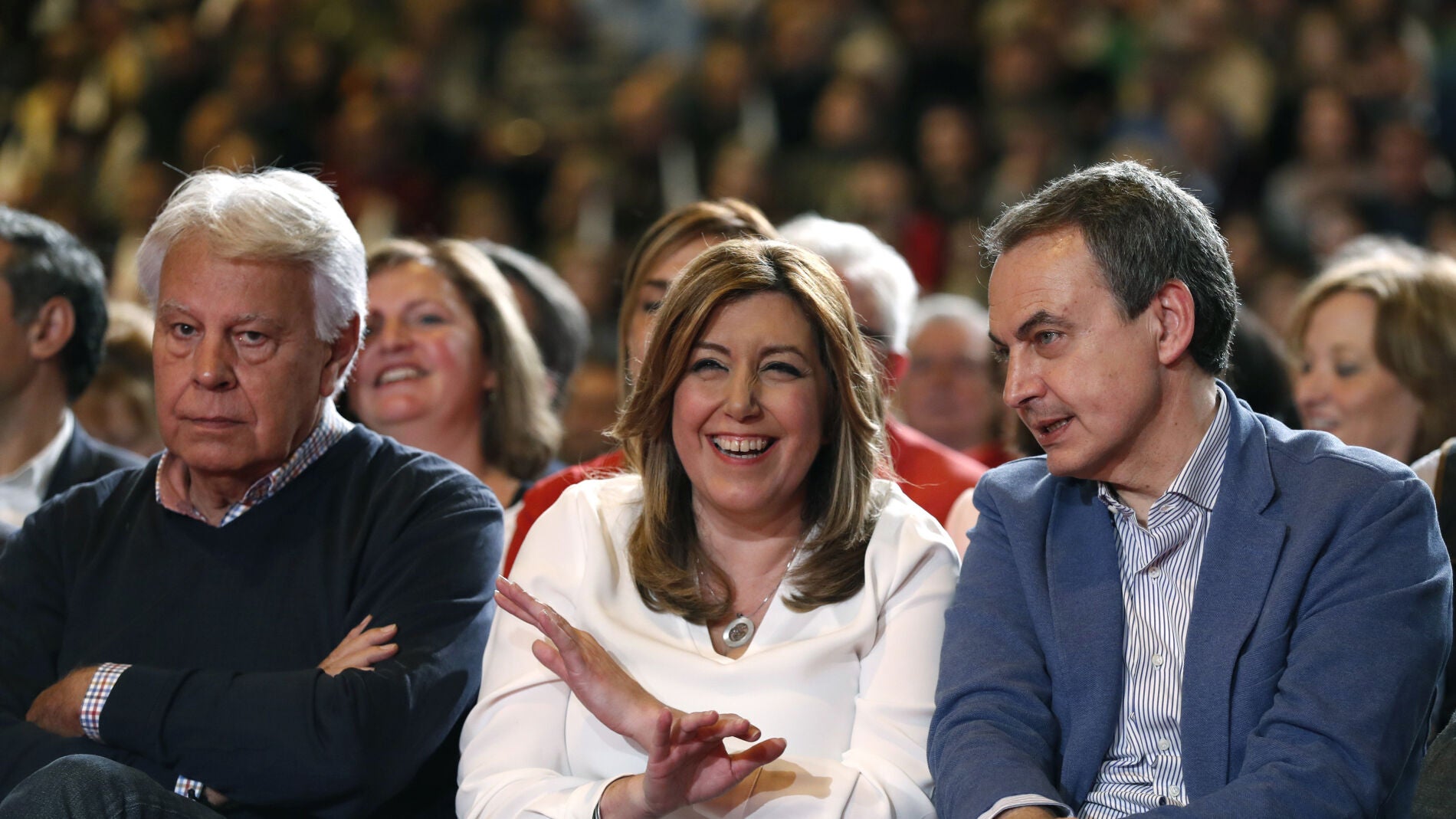Susana D&iacute;az, con Felipe Gonz&aacute;lez y Jos&eacute; Luis Rodr&iacute;guez Zapatero