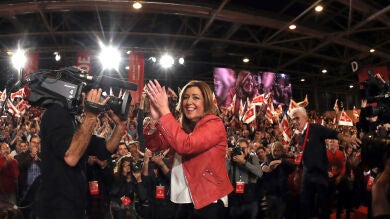 Susana Díaz anuncia su candidatura a las primarias: 