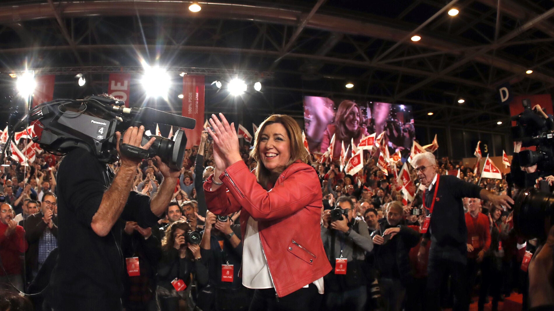 Susana D&iacute;az anuncia su candidatura