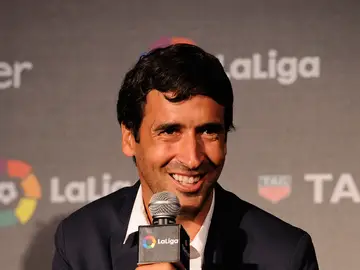 Raúl en un acto de presentación Raúl en un acto de presentación