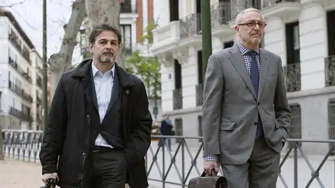 Oriol Pujol, acompañado de su abogado, Xavier Melero Oriol Pujol, acompañado de su abogado, Xavier Melero