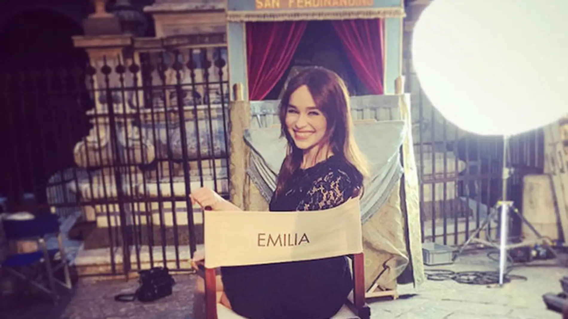 Emilia Clarke durante el rodaje del spot