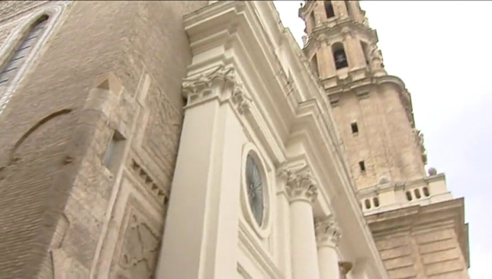 Frame 24.529175 de: El Ayuntamiento de Zaragoza pretende arrebatar a la Iglesia la titularidad de la catedral y del templo de la Magdalena