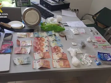 6 detenidos por delito contra la salud pública 6 detenidos por delito contra la salud pública