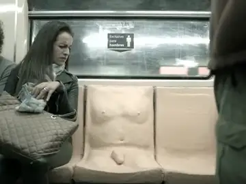 Un pene en el Metro de Ciudad de México Un pene en el Metro de Ciudad de México