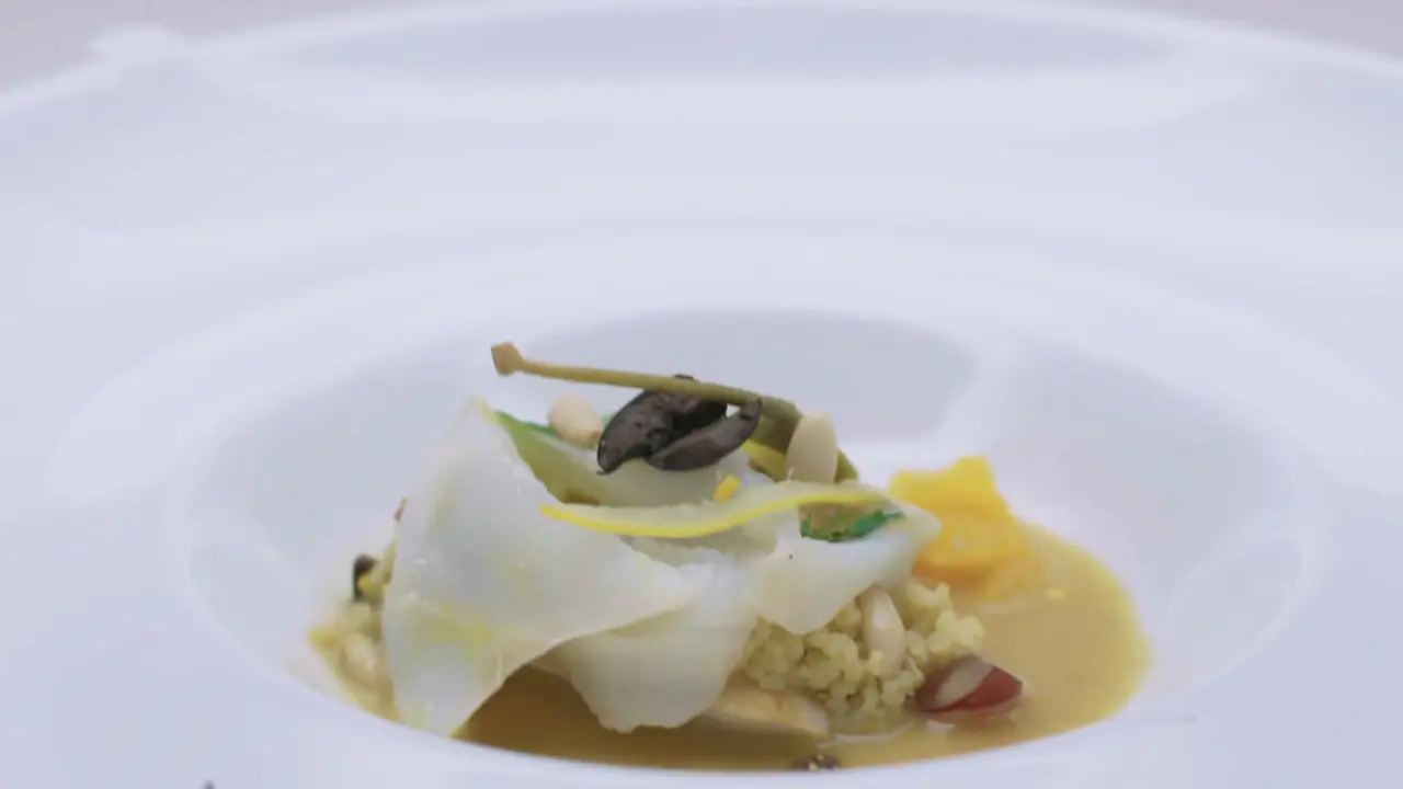 Plato realizado por Víctor