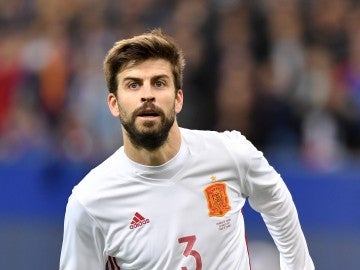 Gerard Piqué, durante el partido contra Francia